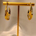 Twist Hoops