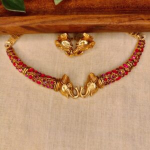 Gajraj Kemp Stone Hasli & Studs Set